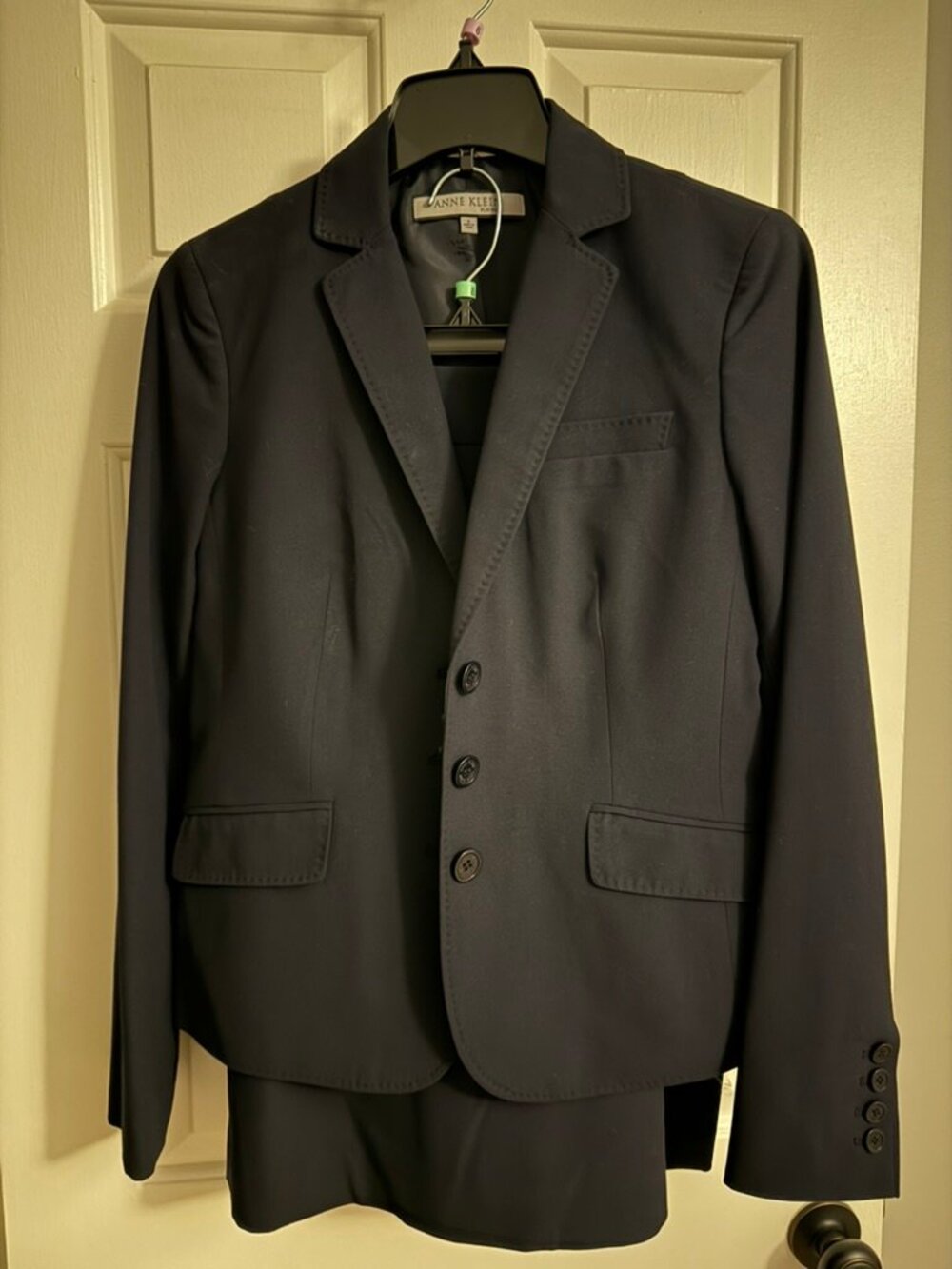 Anne Klein Platinum Two-Piece Navy Suit — Jacket 6 / Skirt 8